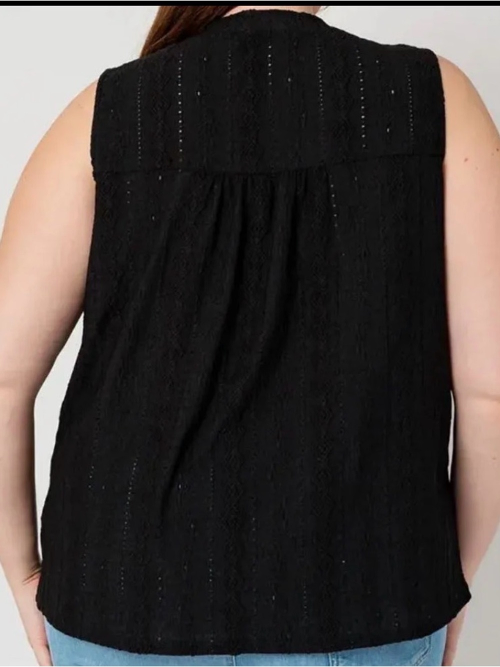 Black Sleeveless Tie-Neck Top - Picture 5 of 6
